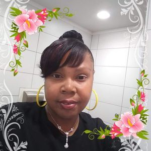 Meet your Posher, Regina
